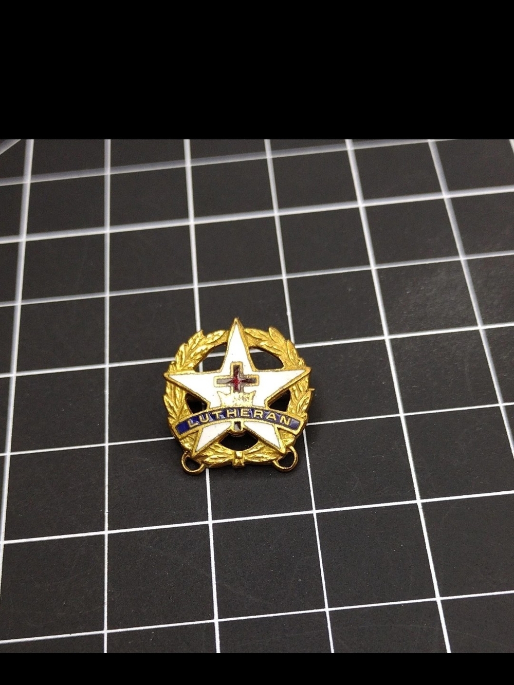 Vintage Lutheran Religious Pinback Badge White Gold Tone Signed D.C. Cook Elgin